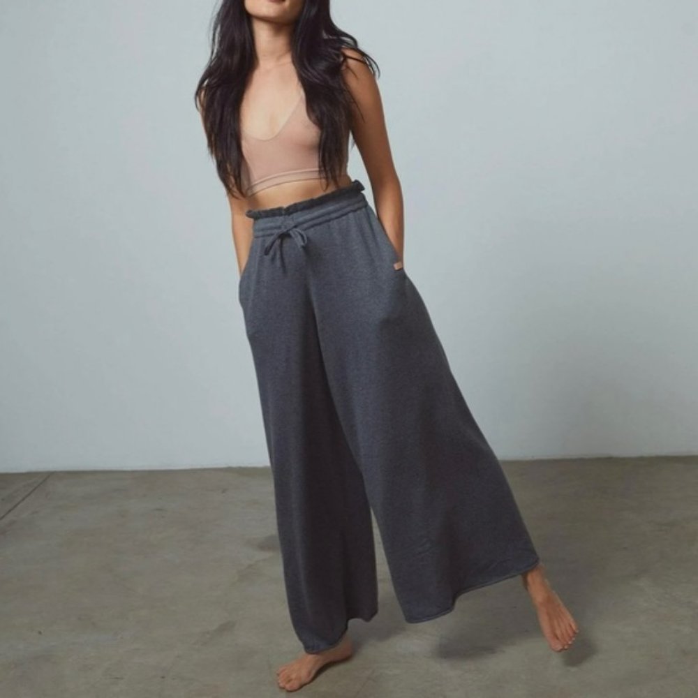 Lunya Cozy Cotton Silk Relaxed Ankle Pant in Restful Grey Heather